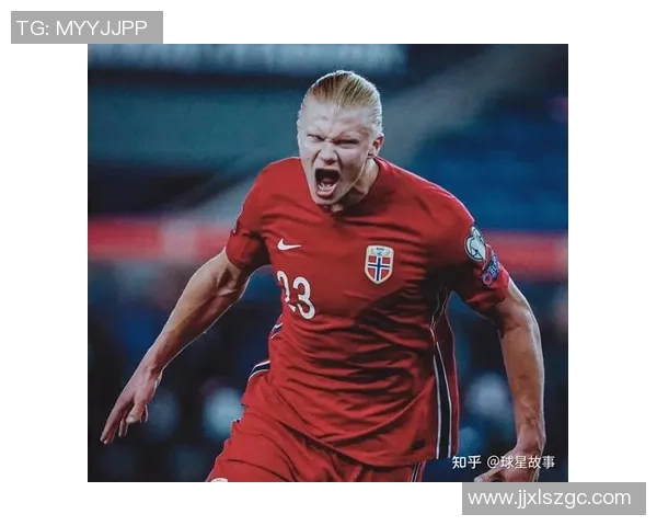 全球顶级足球球星盘点：以踢足球的传奇人物为核心的影响力解析